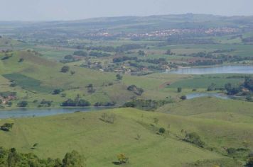 Foto - Serra e represa - Fotos Atuais