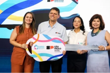 Fundo Social de Fartura recebe veículo zero quilômetro do Governo do Estado