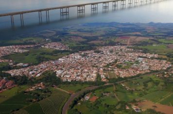 Fartura comemora aniversário com Banda da PMESP, bolo de 132 Kg e inaugurações